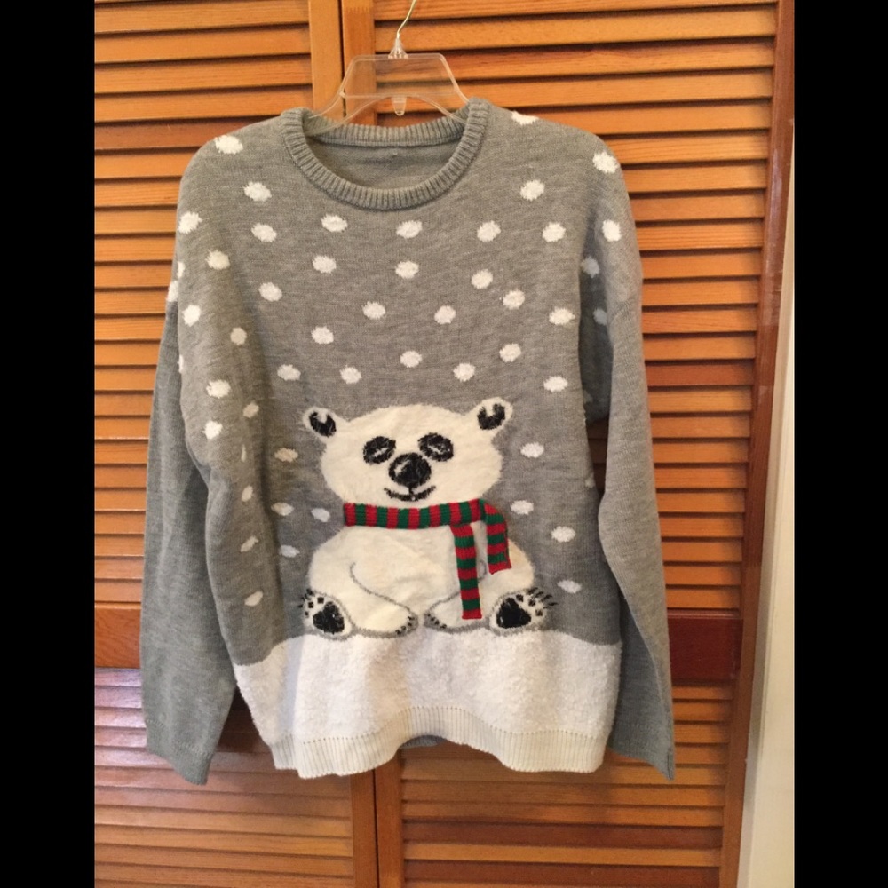 New condition fuzzy Panda Christmas sweater SZ MED